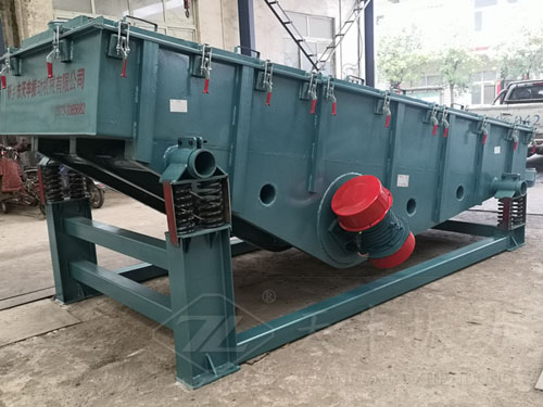 煤泥烘干直線振動篩如何保養(yǎng)呢?